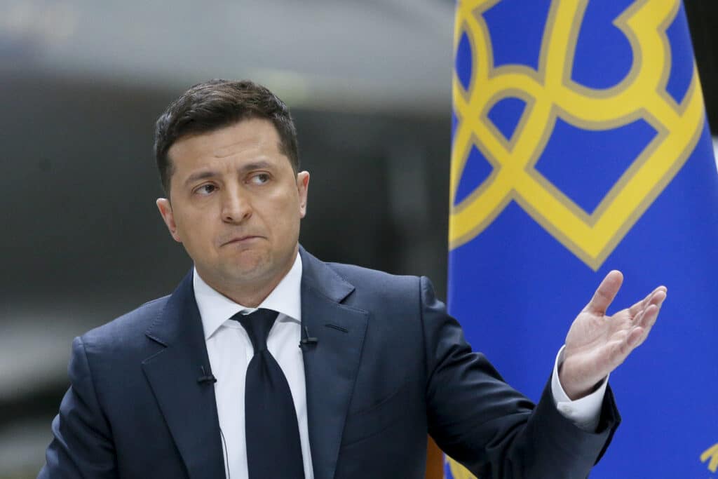 Ukrainian president invited to White House