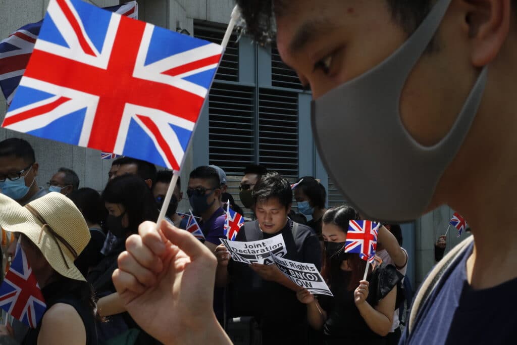 Hong-Kong-to-ban-flights-from-UK-to-curb-new-variants