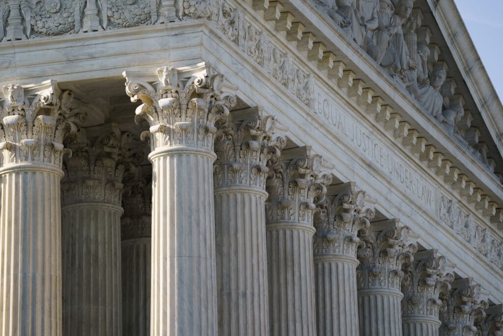 SCOTUS sides