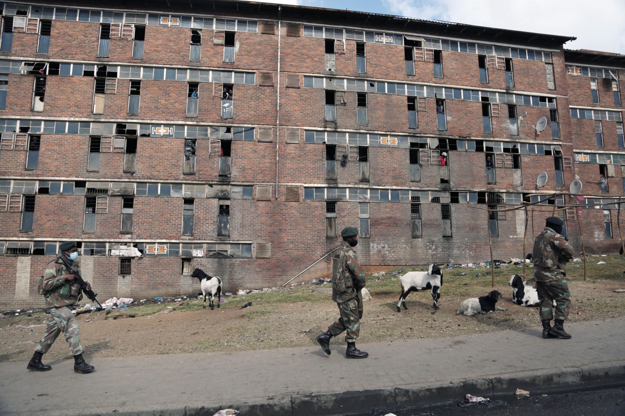 117 dead in South Africa riots, 25,000 troops deployed NewsLooks