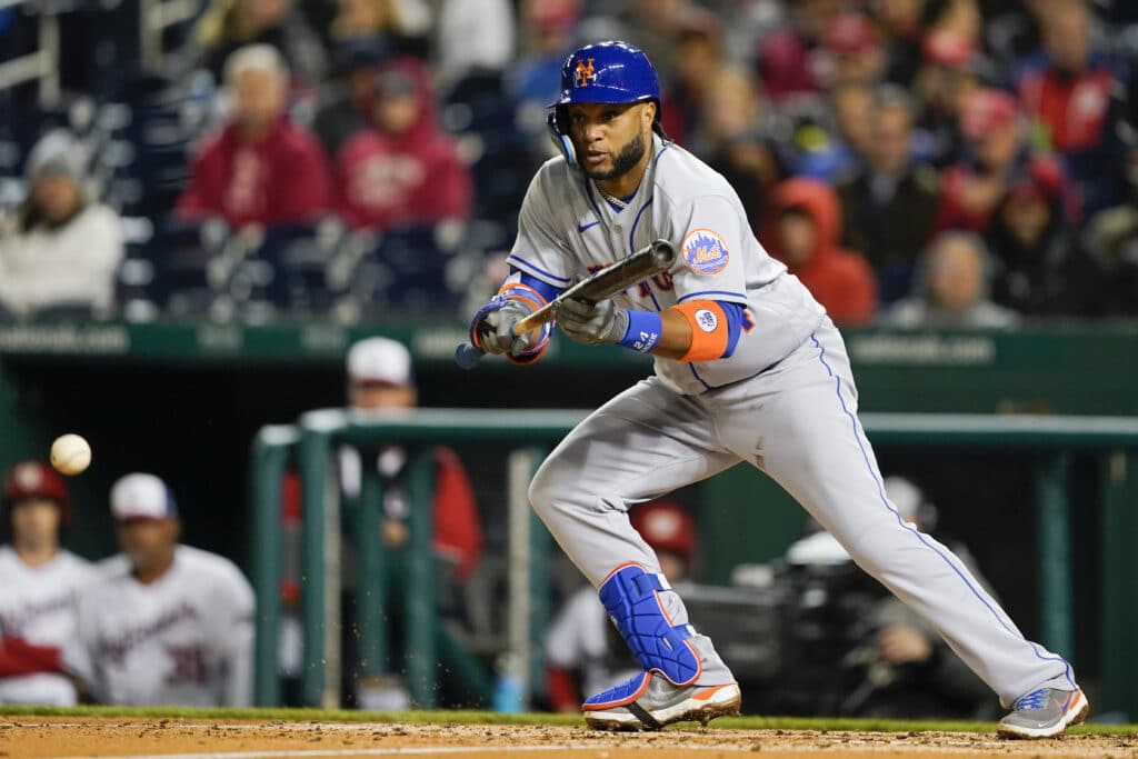 Mets Release Robinson Cano – Latino Sports