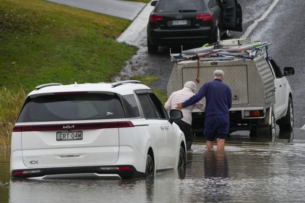 Sydney floods impact 50,000 around Australia's largest city