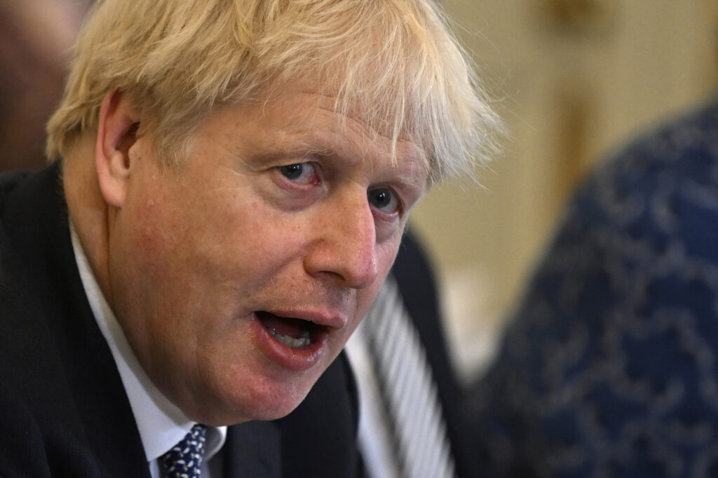 UK: Johnson revises story after ex-civil servant goes public