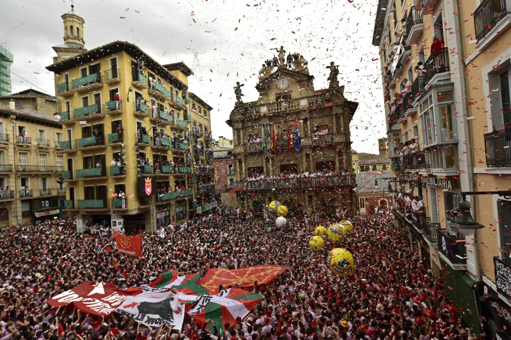 Spain's famous Bull Run festival back after 2-year hiatus