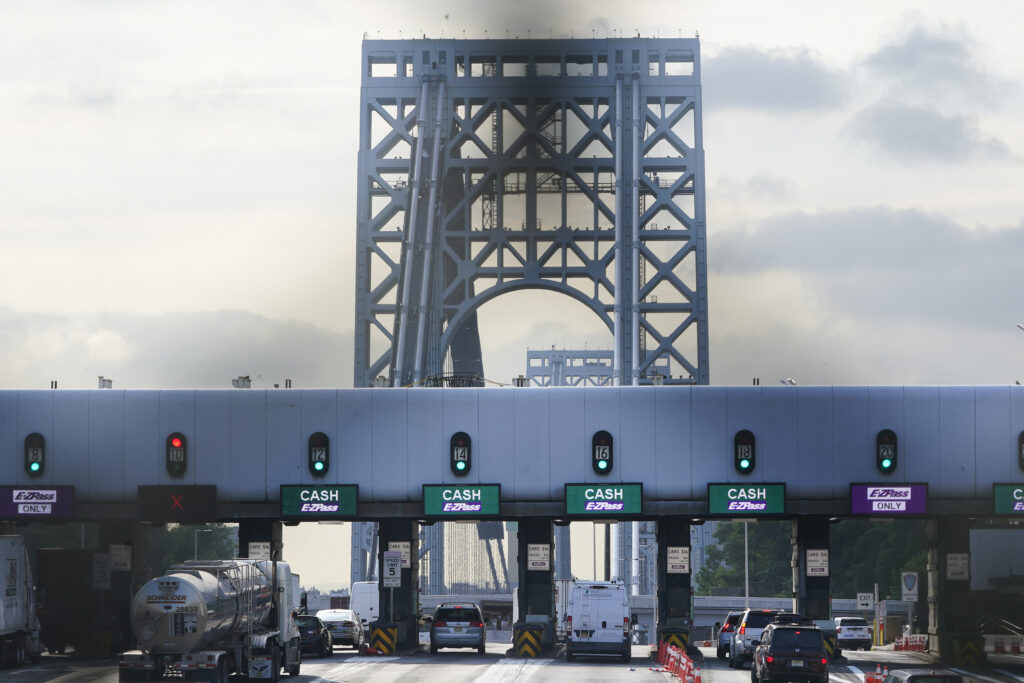 Goodbye to cash tolls, and some notorious history, at bridge