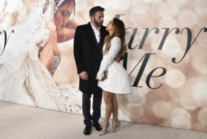 Jennifer Lopez, Ben Affleck wed in Las Vegas drive-through