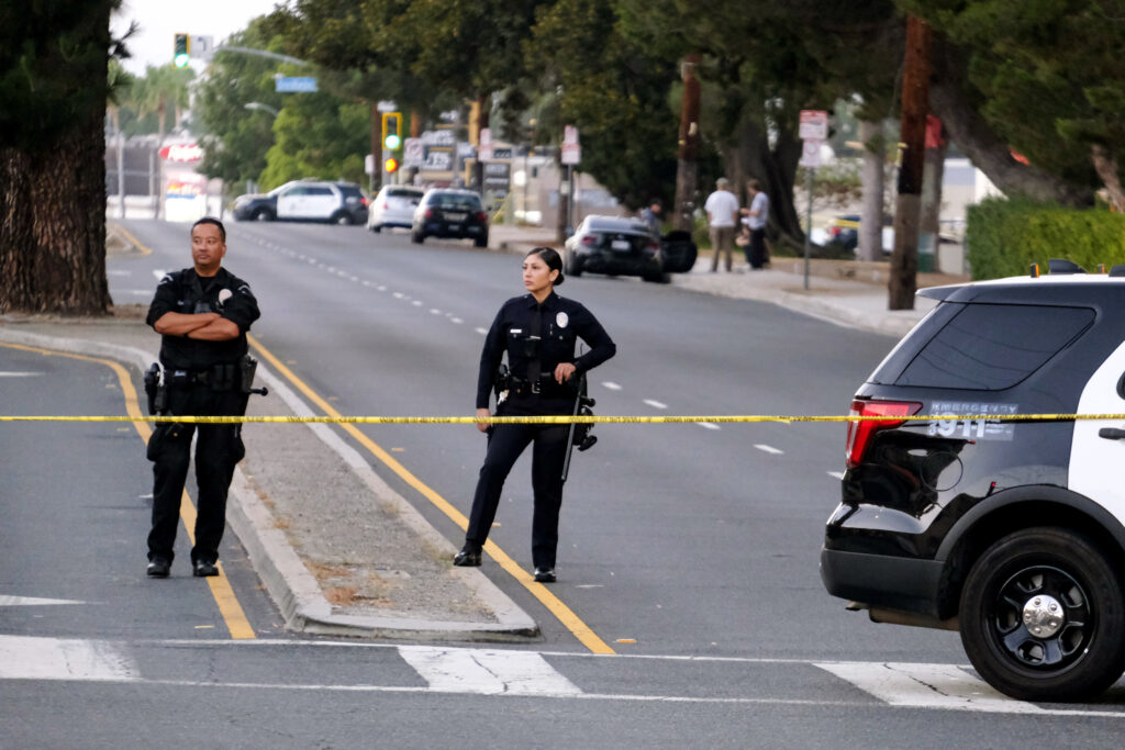 Police: 2 killed, 5 injured in shooting at Los Angeles park