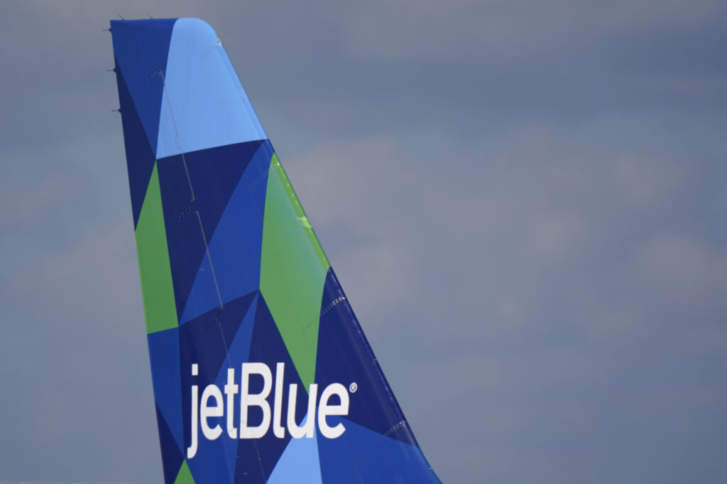 After hot bidding war JetBlue agrees to buy Spirit for $3.8B