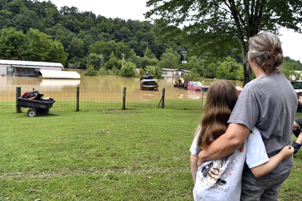 Kentucky governor: Death toll from flooding rises to 25