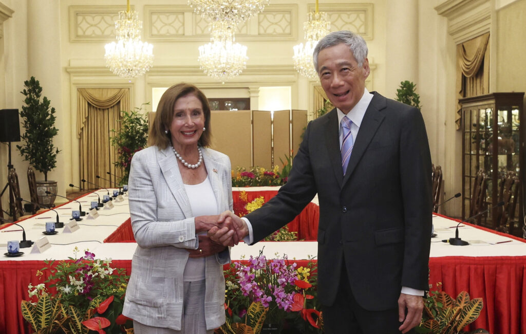 Pelosi meets Singapore leaders at start of Asia tour