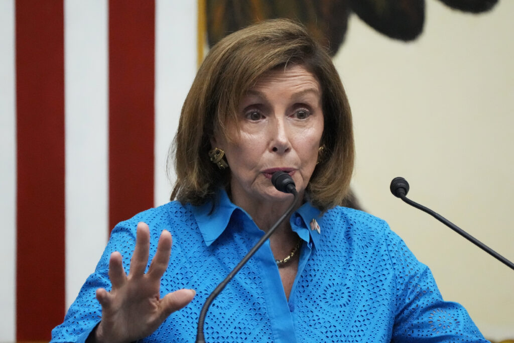 Pelosi: China cannot stop US officials from visiting Taiwan