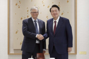 Gates eyes partnership with South Korea over global health