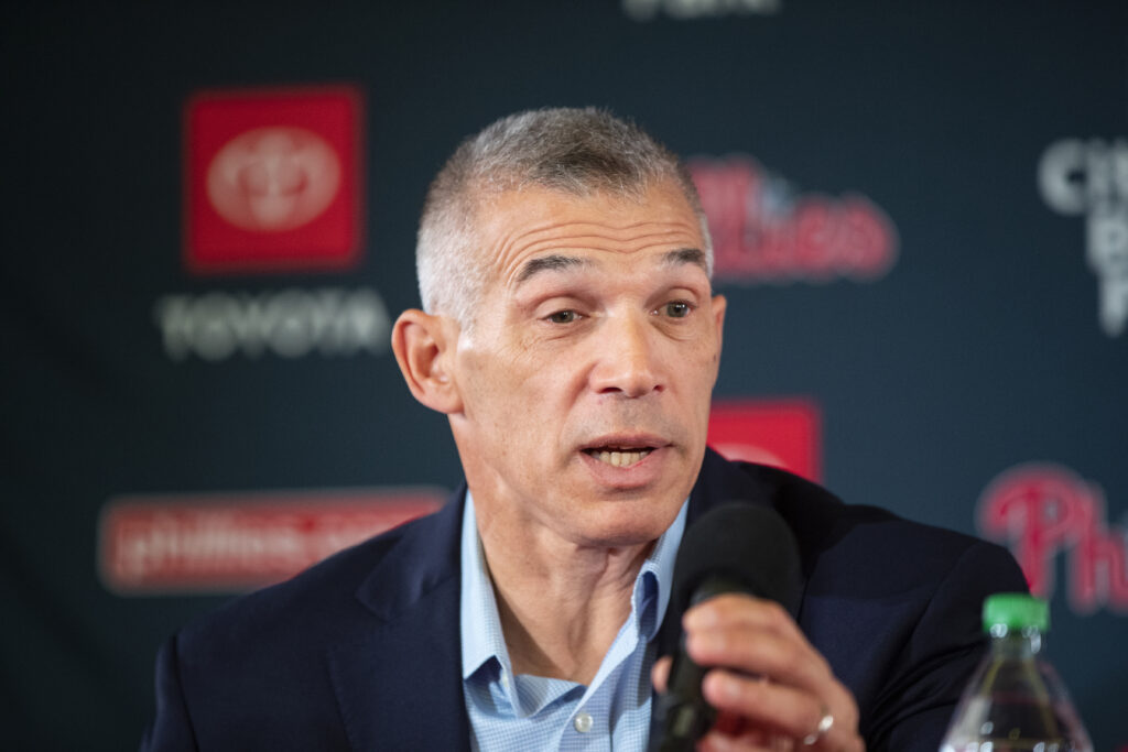 Former Phillies manager Joe Girardi to join Cubs TV booth
