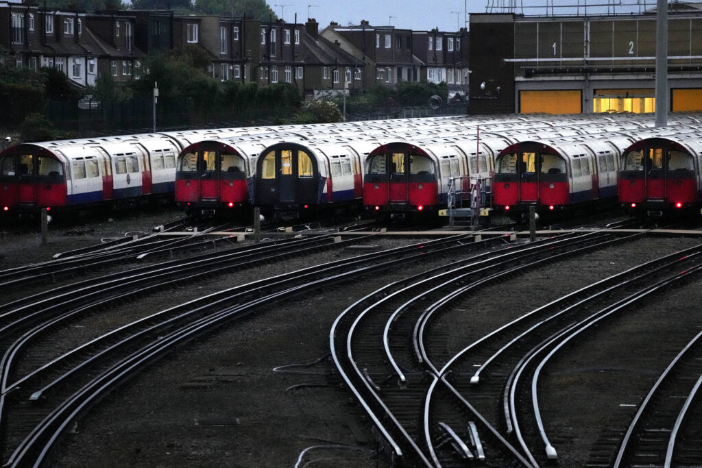 No Tube: London subway hit by strike, day after rail walkout