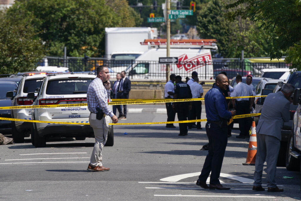 2 dead, 3 hurt in shooting in front of DC senior residence