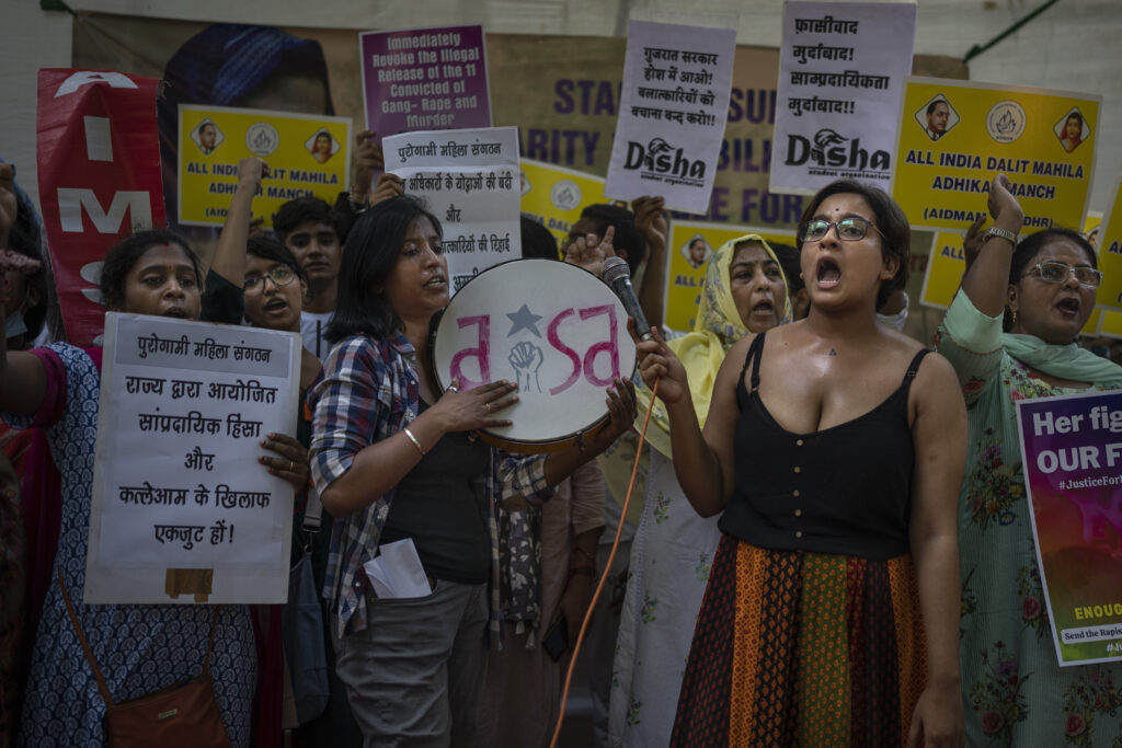 Protests in India against release of 11 convicted rapists