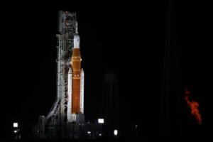 NASA: Engine Problem delays launch of Moon Rocket