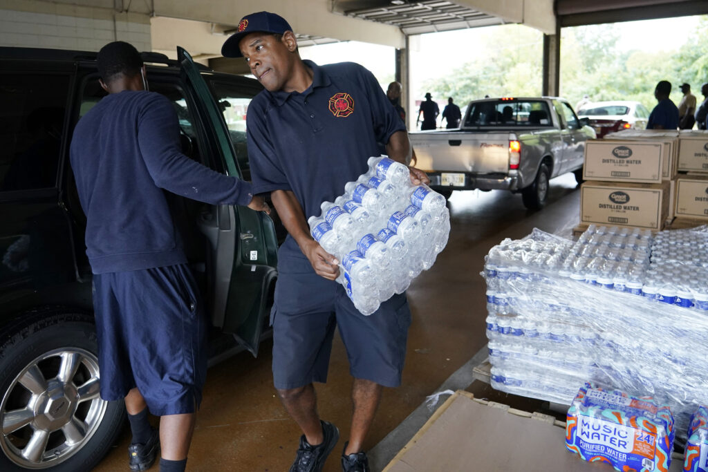 Mississippi: Water Rainfalls but Not a Drop to Drink