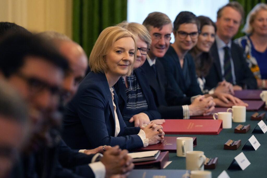 New UK Cabinet is Diverse in Colors, steadily on Right