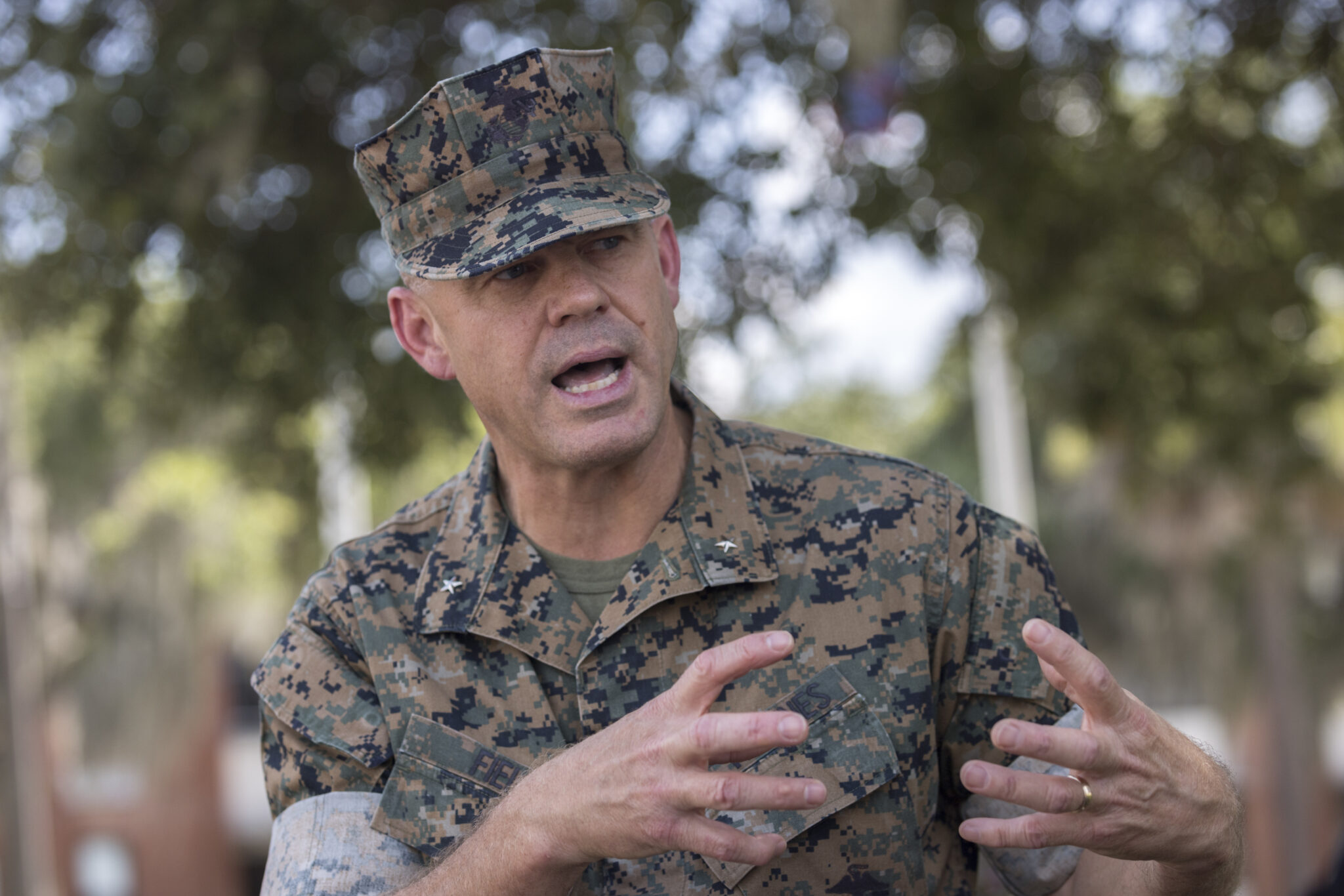 U.S. Marines recruiting surges while other services struggle - NewsLooks