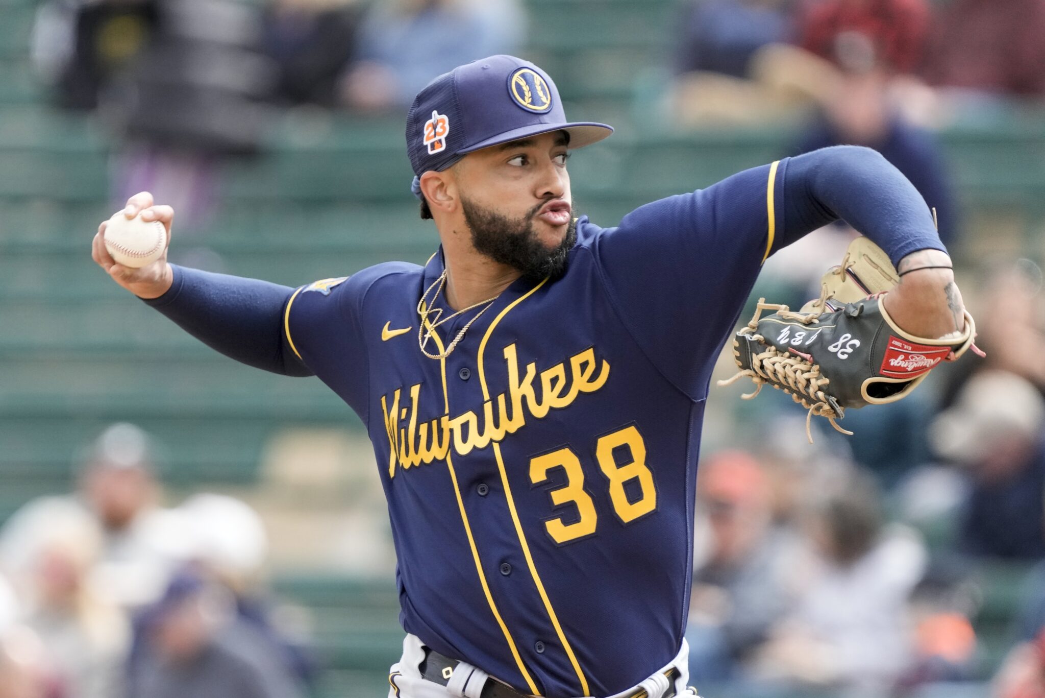 Yankees Acquire All-Star Closer Devin Williams in Trade with Brewers -  NewsLooks