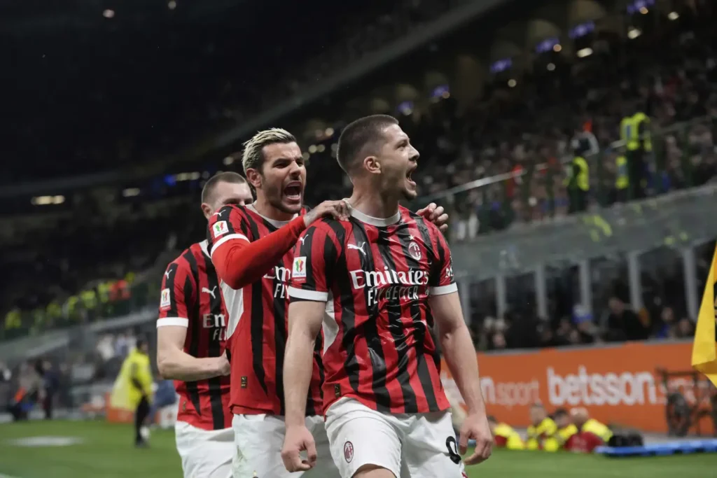 AC Milan Crushes Inter, Advances to Cup Final