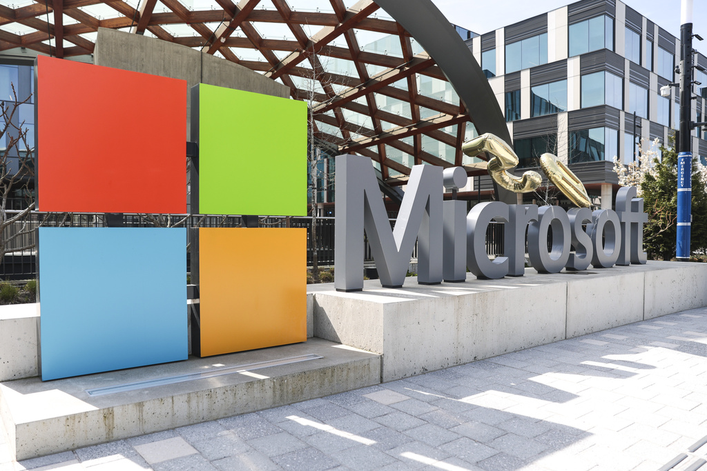 Microsoft Surpasses Q3 Estimates with Cloud Revenue Surge