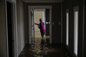 Deadly Storms Bring Flood Emergencies Across Central U.S.