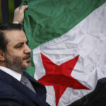 Le nouveau drapeau syrien hissé au siège de l'ONU