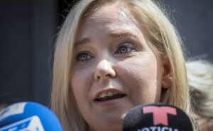 Virginia Giuffre, accusatrice d'Epstein, se suicide à 41 ans