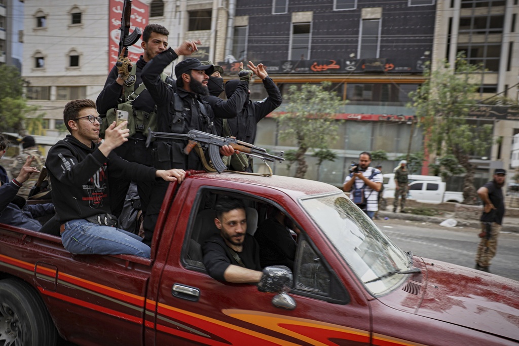 Israel Strikes Syria Amid Clashes Over Druze Protection
