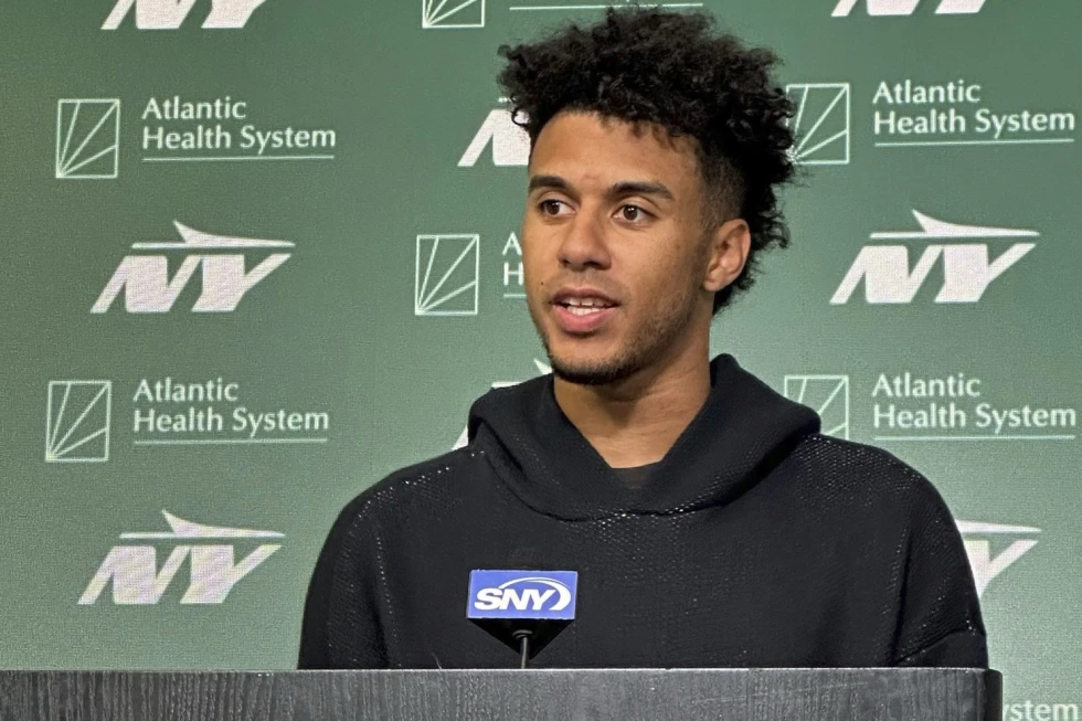 Jets QB Jordan Travis Retires After Injury Setback