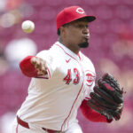 Dodgers Acquire Alexis Díaz, Place Phillips on IL