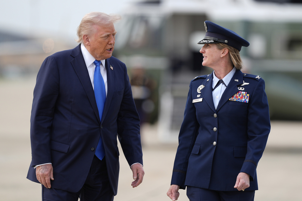 Trump Speaks to Graduates, Faces Alabama Backlash