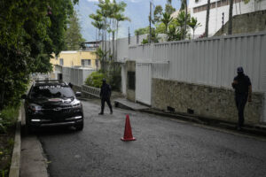 Venezuelan Opposition Leaders Rescued, Reach U.S. Safely