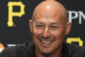 Pittsburgh’s Don Kelly Aims to Revive Slumping Pirates