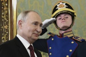 Putin Offers Peace Talks Amid Ukraine Ceasefire Push