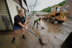 Maryland Flooding Strands Dozens Overnight at School