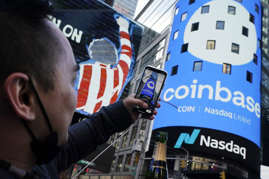 Insider Leak Exposes Coinbase Users to Crypto Scams