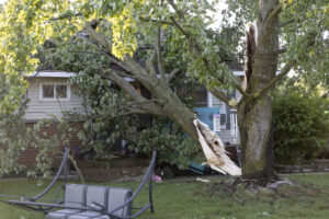 Violent Storms Rock Midwest, Tornadoes Confirmed in Illinois