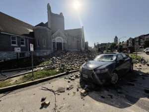 Severe Midwest Storms Leave Deaths, Power Outages