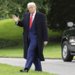 Trump Hosts Crypto Investors at Private Club Dinner