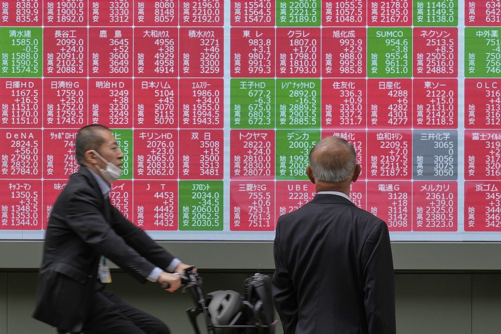 Trump Delays EU Tariff, Markets Rally Worldwide