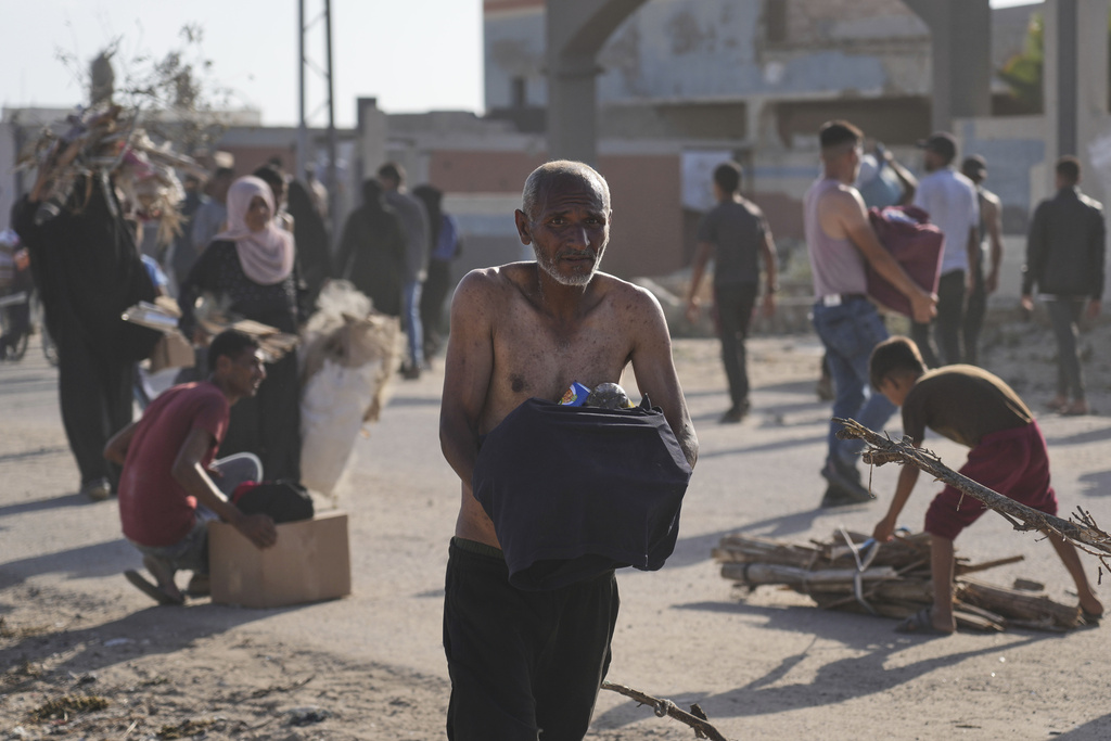 Desperation in Gaza Sparks Panic at Food Hub