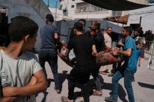 Hamas Reviews U.S. Ceasefire Proposal Amid Gaza Strikes