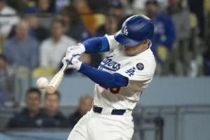 Dodgers Face Braves Without Injured Star Edman