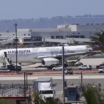 Passenger Arrested After Bomb Scare on Hawaii-Bound Flight