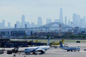 FAA to Boost Newark Flights After Runway Fix