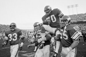 Purple People Eaters Icon Jim Marshall Passes