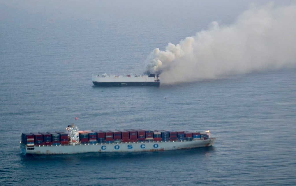 800 Electric Vehicles Aboard Ship That Caught Fire